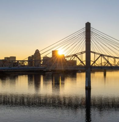 REGIONAL ANALYSIS OF LOUISVILLE KENTUCKY MSA Appraiser REGIONAL ANALYSIS OF LOUISVILLE KENTUCKY MSA Appraiser